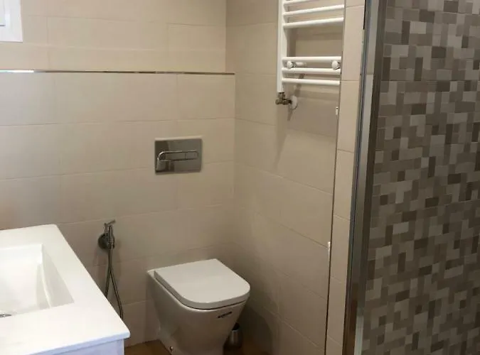 Apartamento Moderno Céntrico Y Soleado *